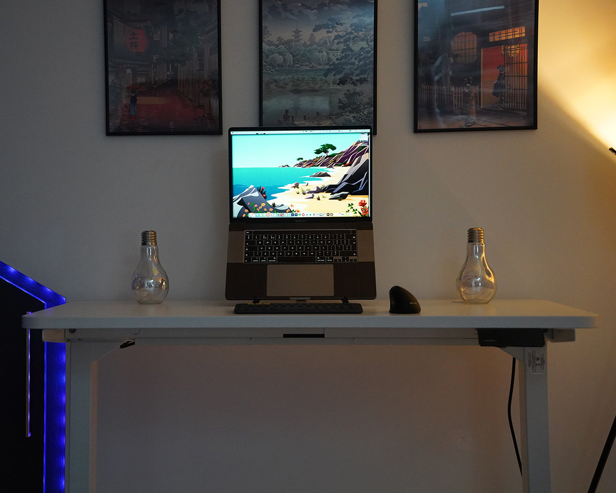 Maidesite minimalist white standing desk in the bedroom